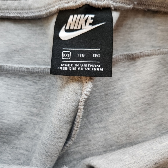 Nike Sportswear Tech Fleece Joggers - Picture 8 of 8